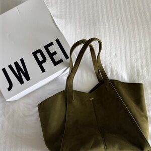 JW PEI Khaki Women's Tote Bag